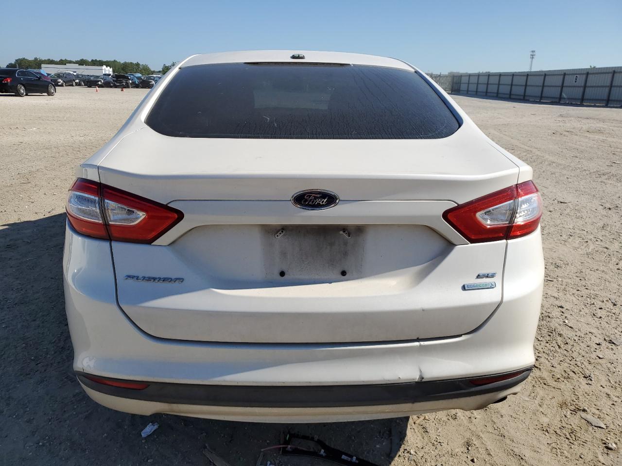 1FA6P0HD3E5367990 2014 Ford Fusion Se