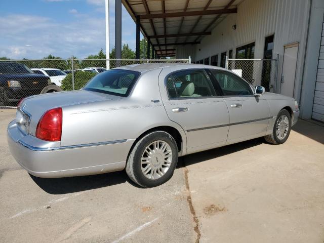 2009 Lincoln Town Car Signature Limited VIN: 2LNHM82V39X616848 Lot: 55264614