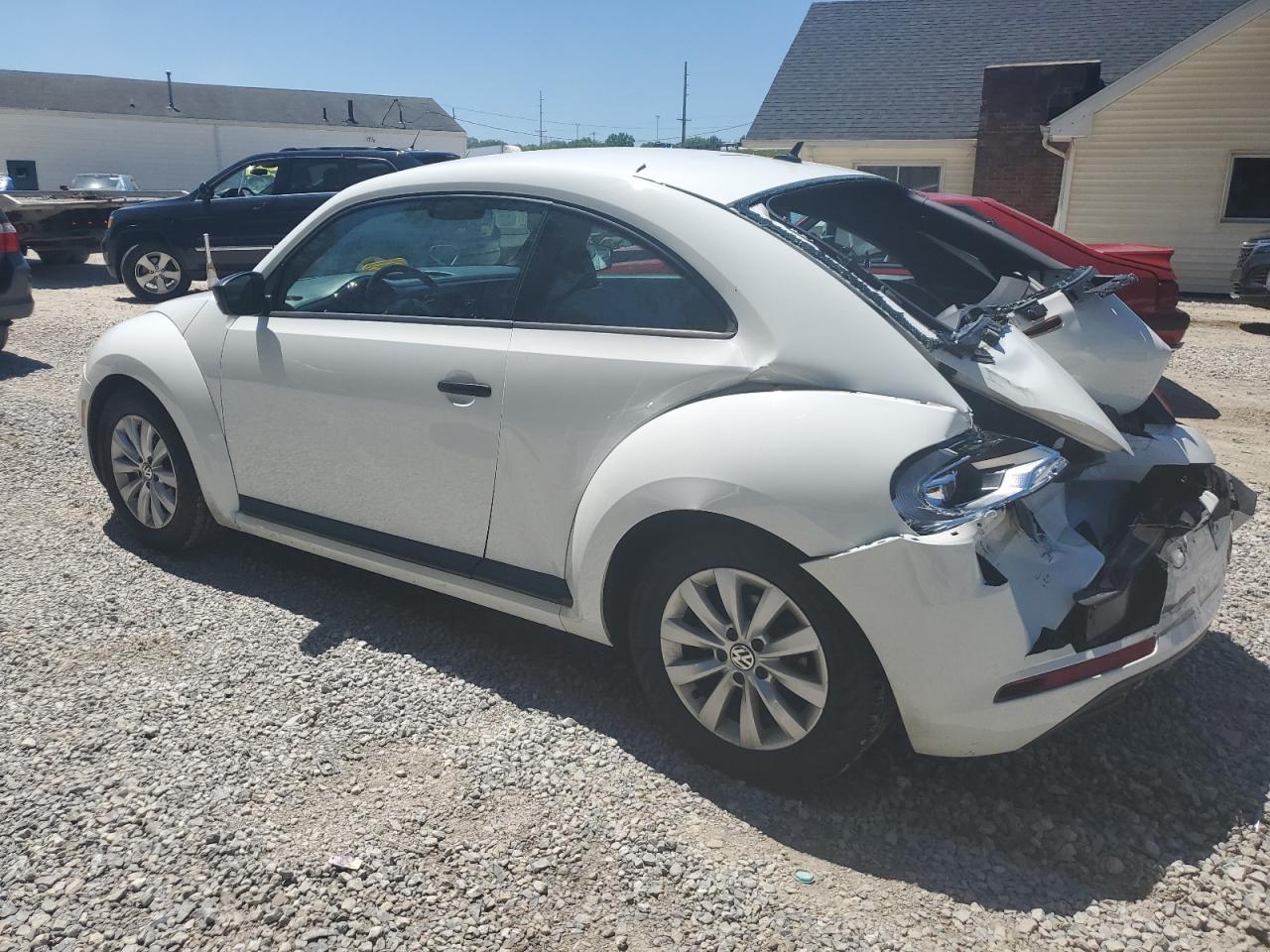 2017 Volkswagen Beetle 1.8T vin: 3VWF17AT9HM622496