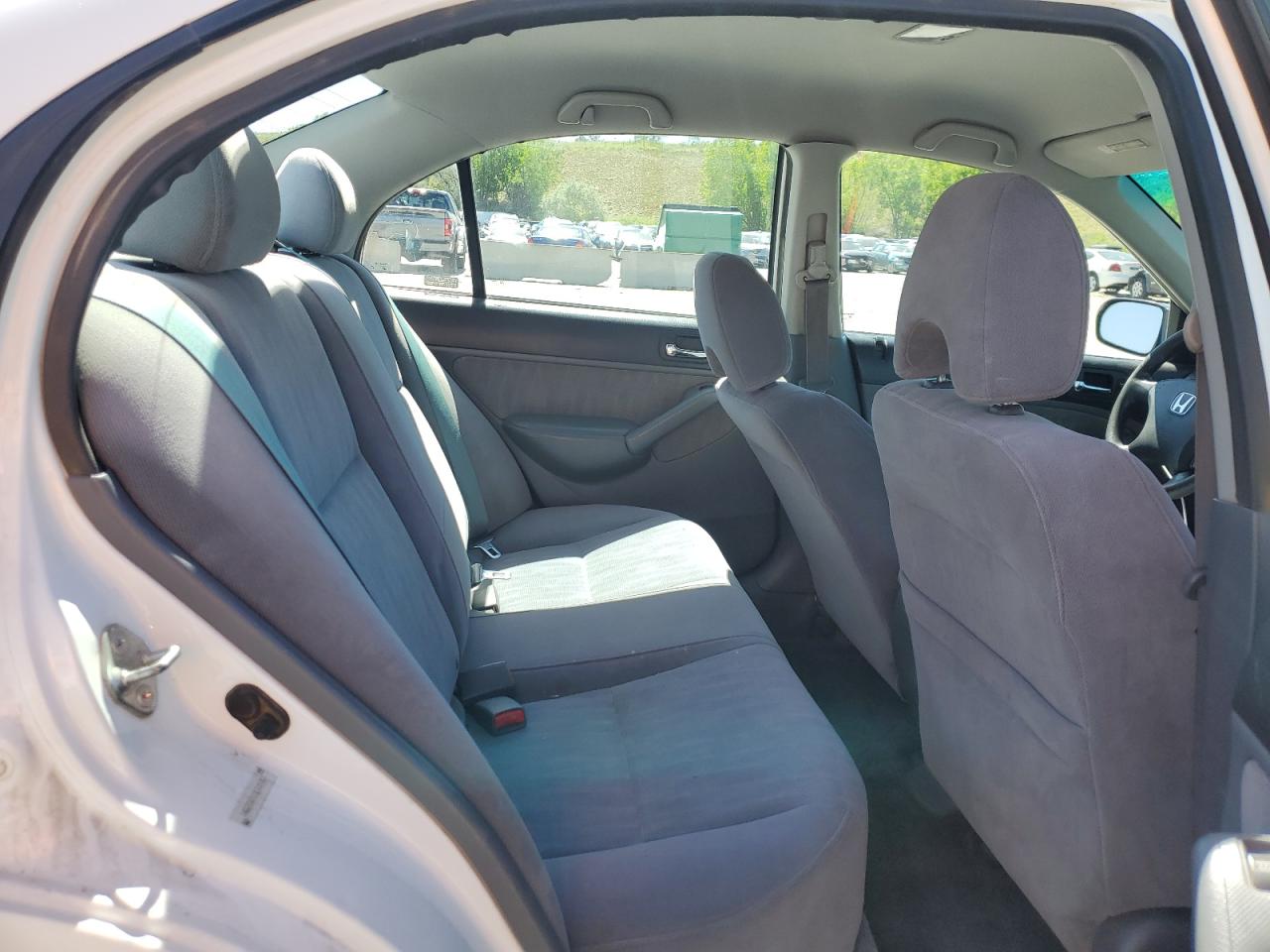 1HGES16533L012267 2003 Honda Civic Lx