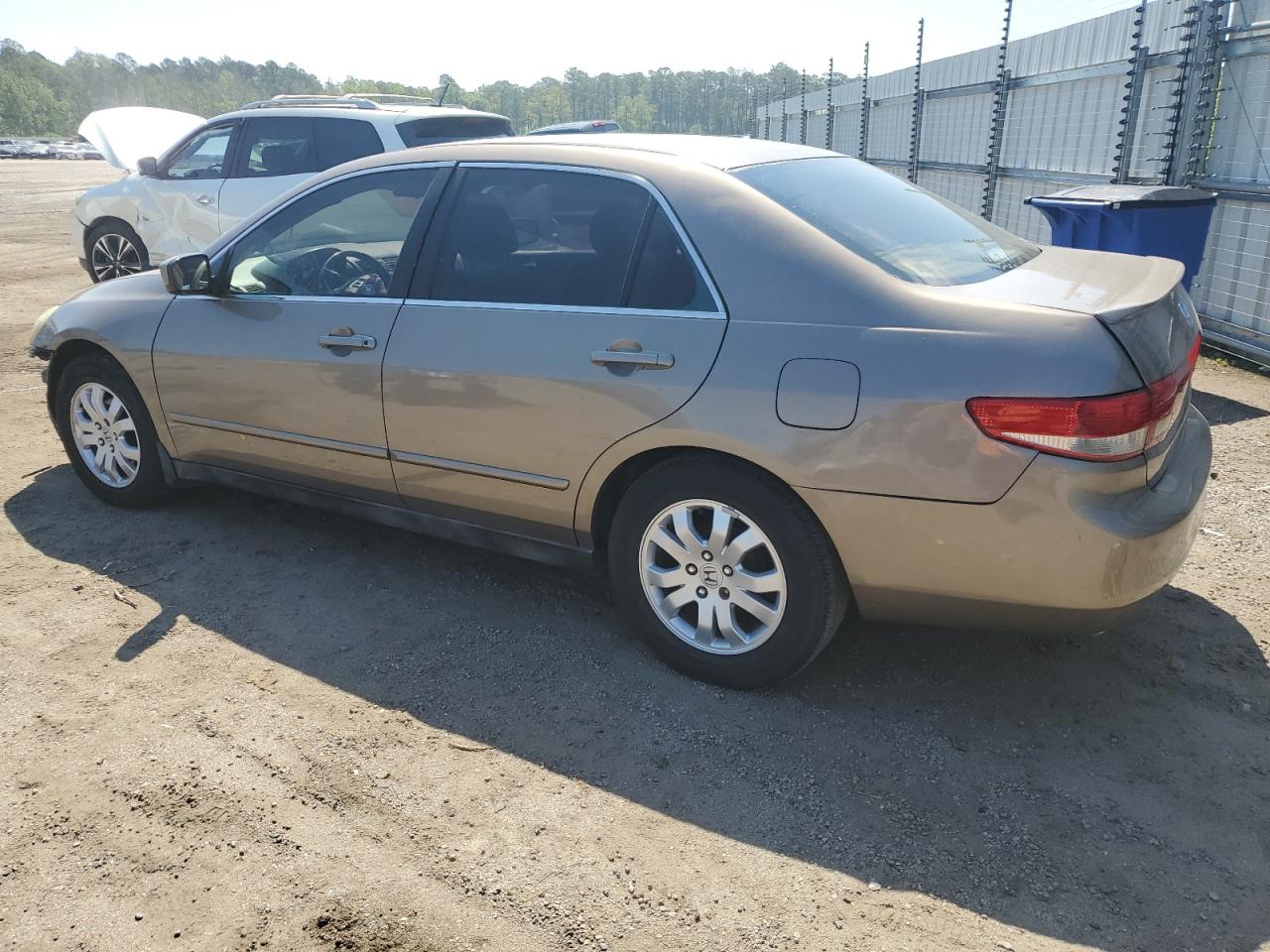 1HGCM56324A071072 2004 Honda Accord Lx