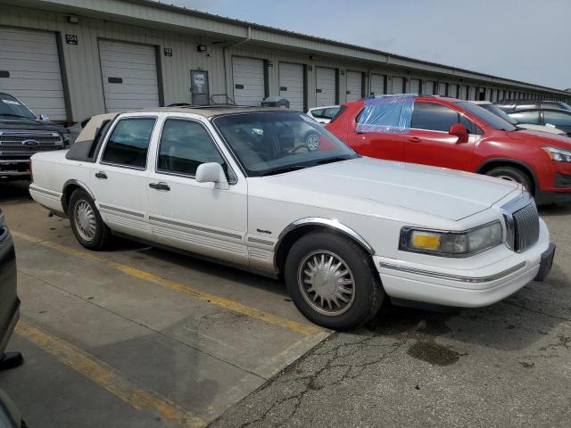 1997 Lincoln Town Car Signature VIN: 1LNLM82W7VY740666 Lot: 53946904