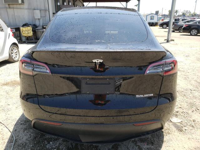 2024 Tesla Model Y VIN: 7SAYGDEF4RF033409 Lot: 56945954