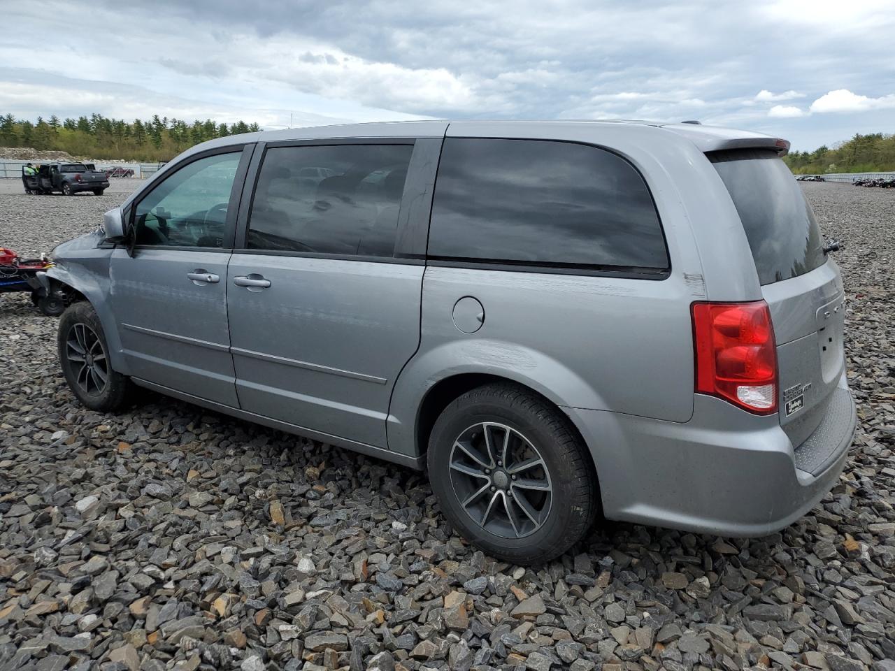 2C4RDGBG8FR684261 2015 Dodge Grand Caravan Se