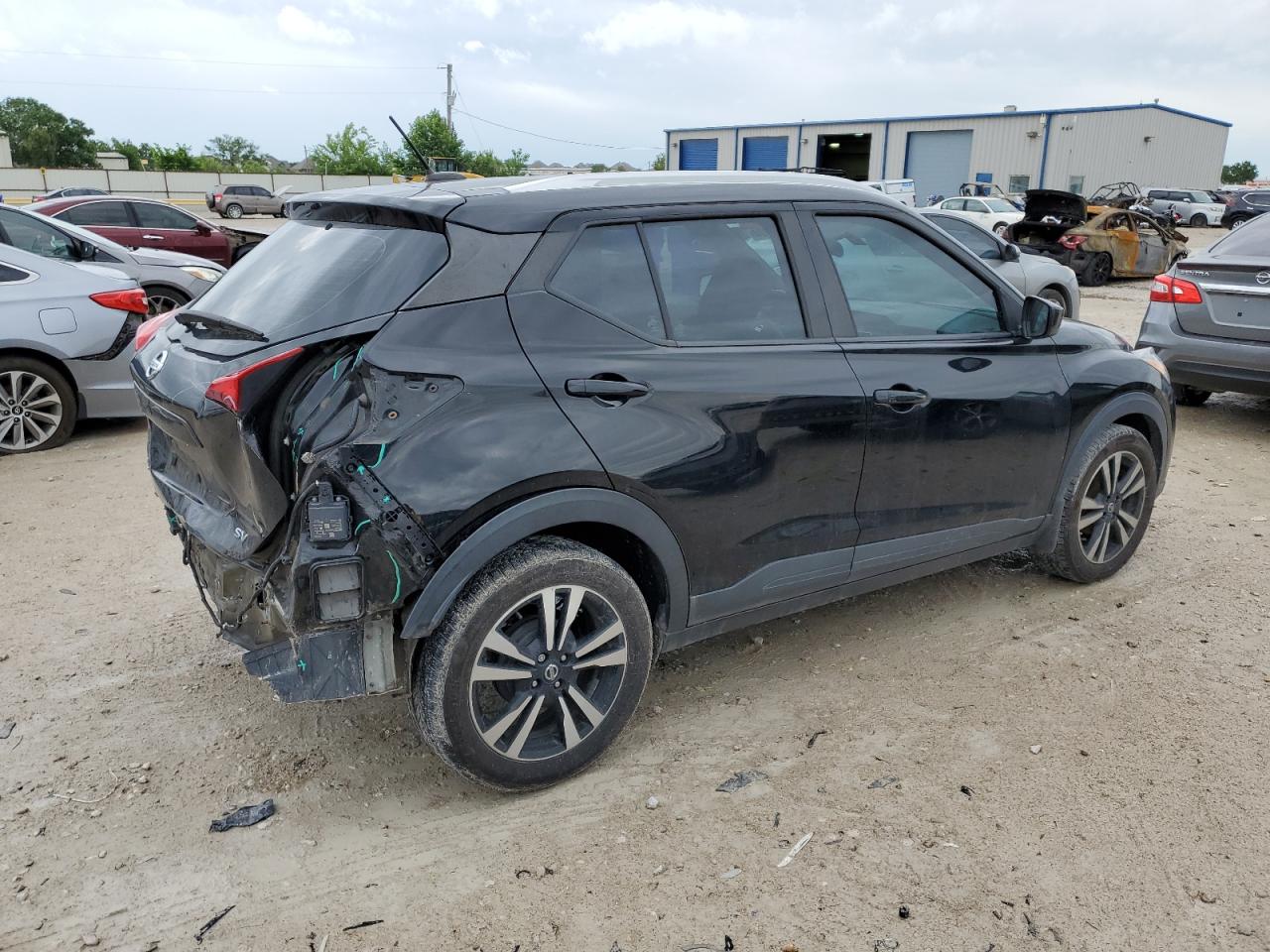 3N1CP5CU6JL518464 2018 Nissan Kicks S