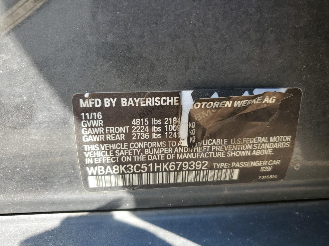 WBA8K3C51HK679392 2017 BMW 330 Xi