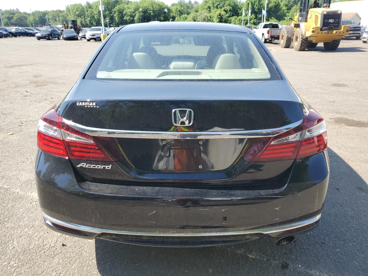 1HGCR2F37HA170752 2017 Honda Accord Lx