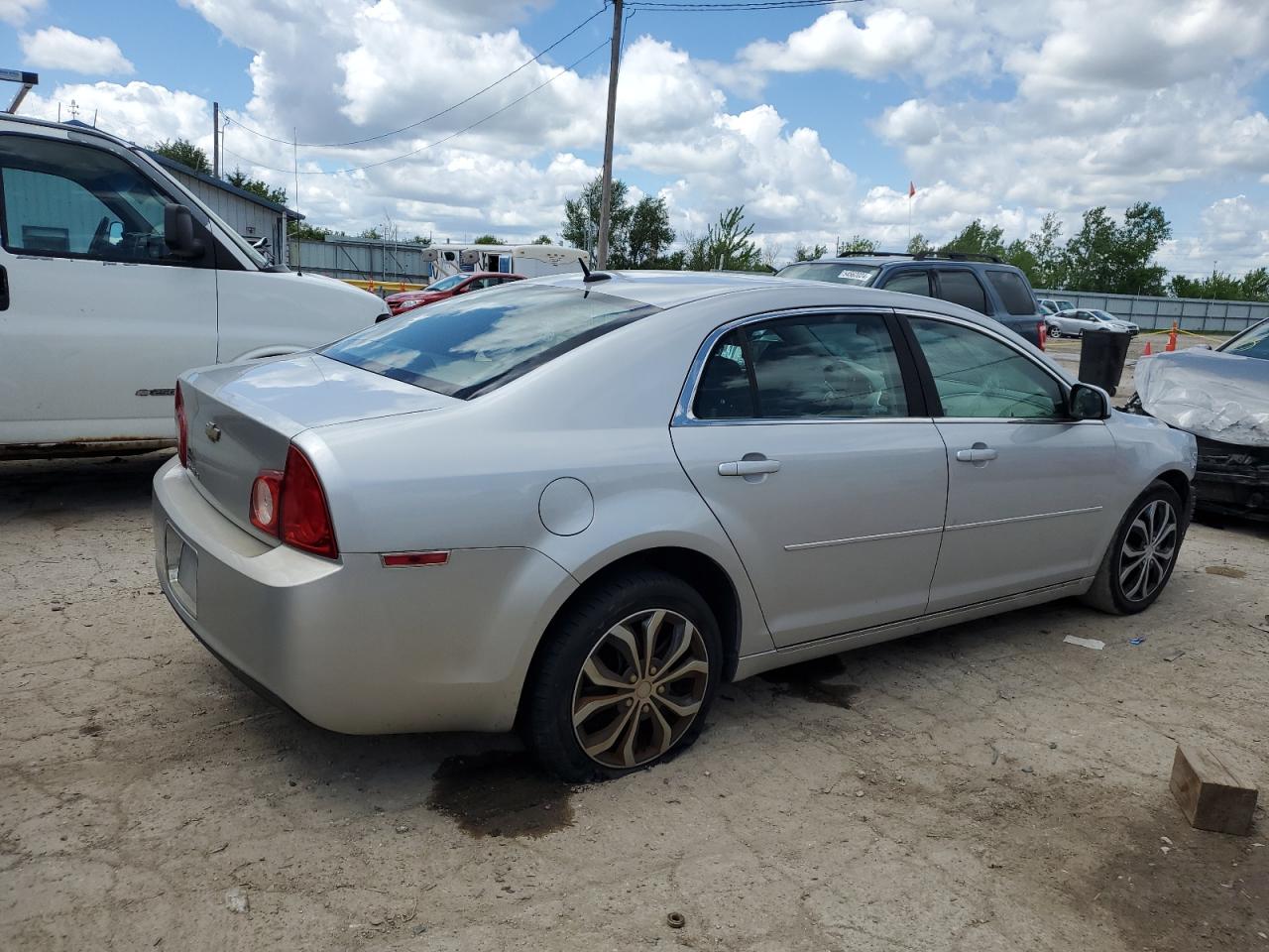 1G1ZC5EB9AF148600 2010 Chevrolet Malibu 1Lt