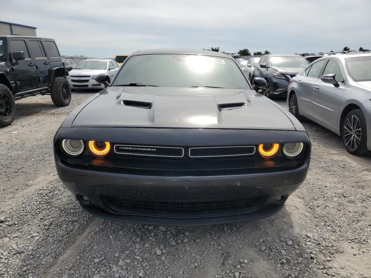 2019 Dodge Challenger Sxt vin: 2C3CDZAG5KH677601