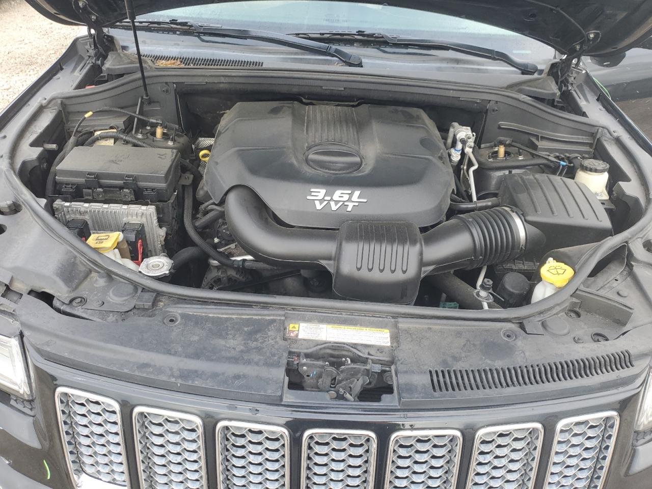 1C4RJFCG4EC162199 2014 Jeep Grand Cherokee Overland