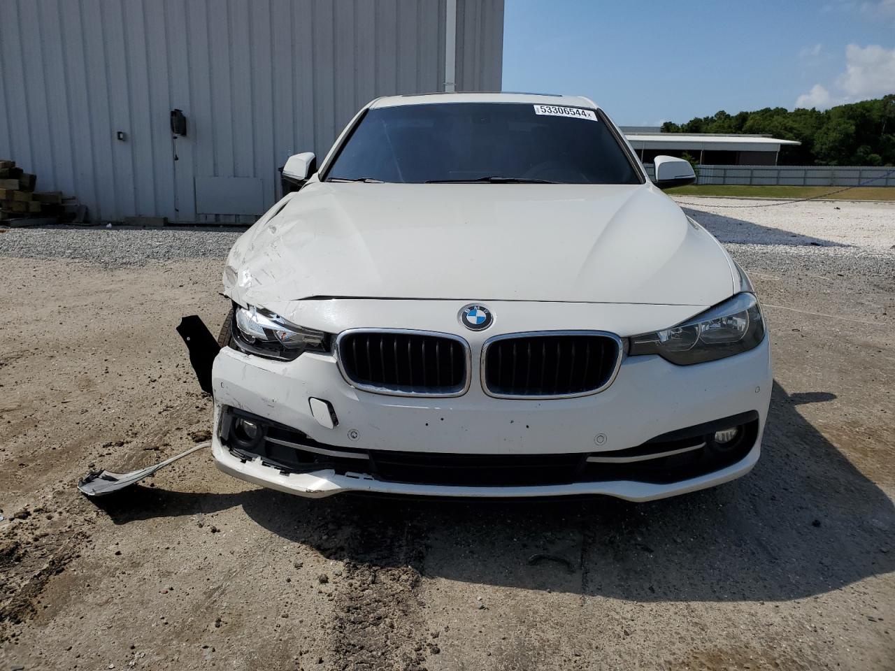 WBA8B9C56HK884564 2017 BMW 330 I