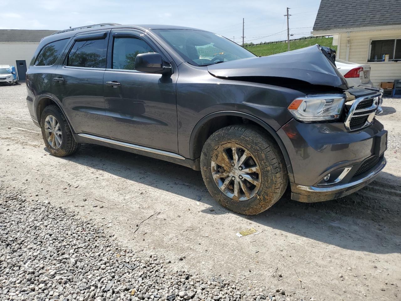 1C4RDJAG0JC372502 2018 Dodge Durango Sxt