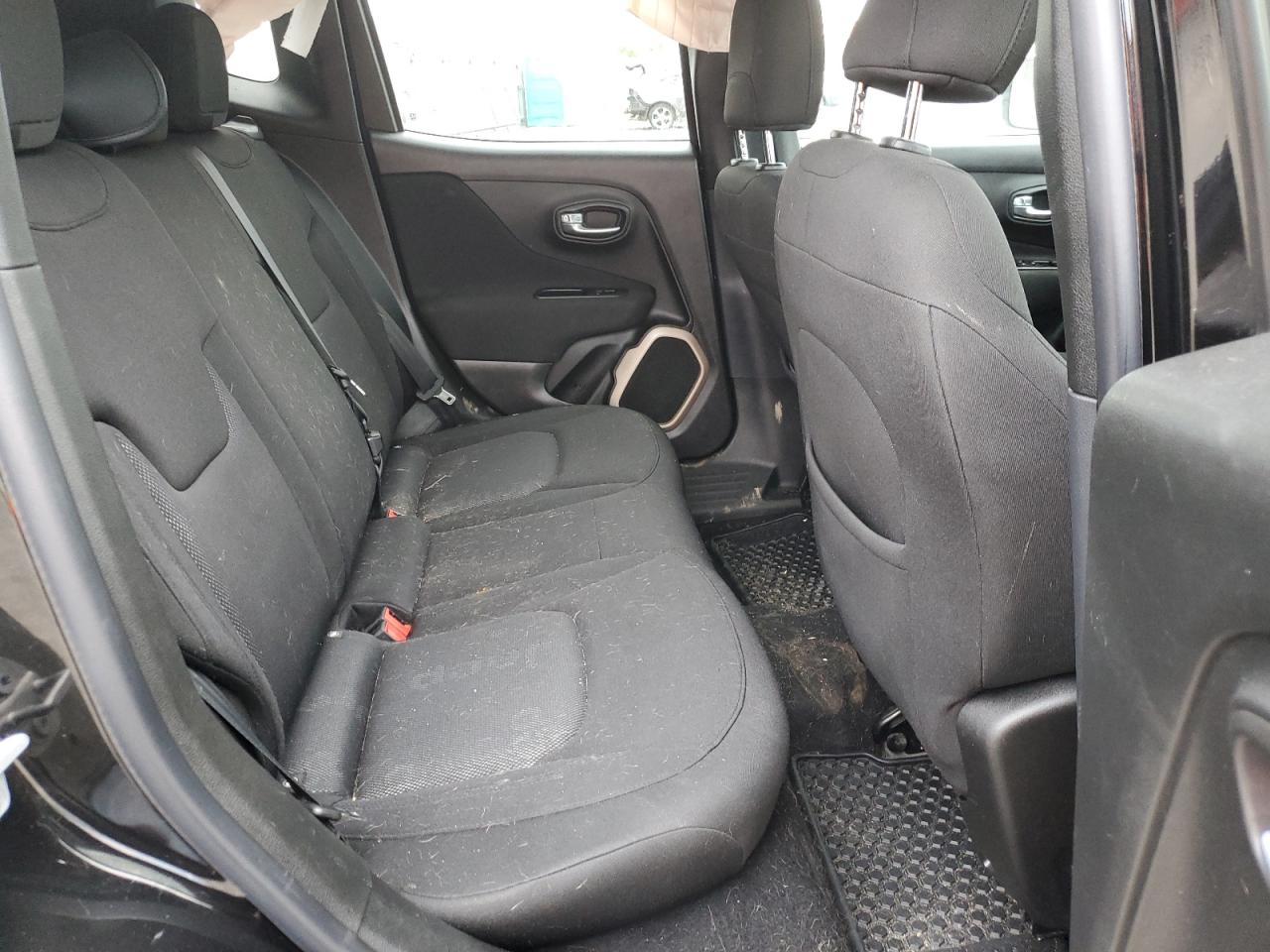 ZACCJBBW1GPE30633 2016 Jeep Renegade Latitude