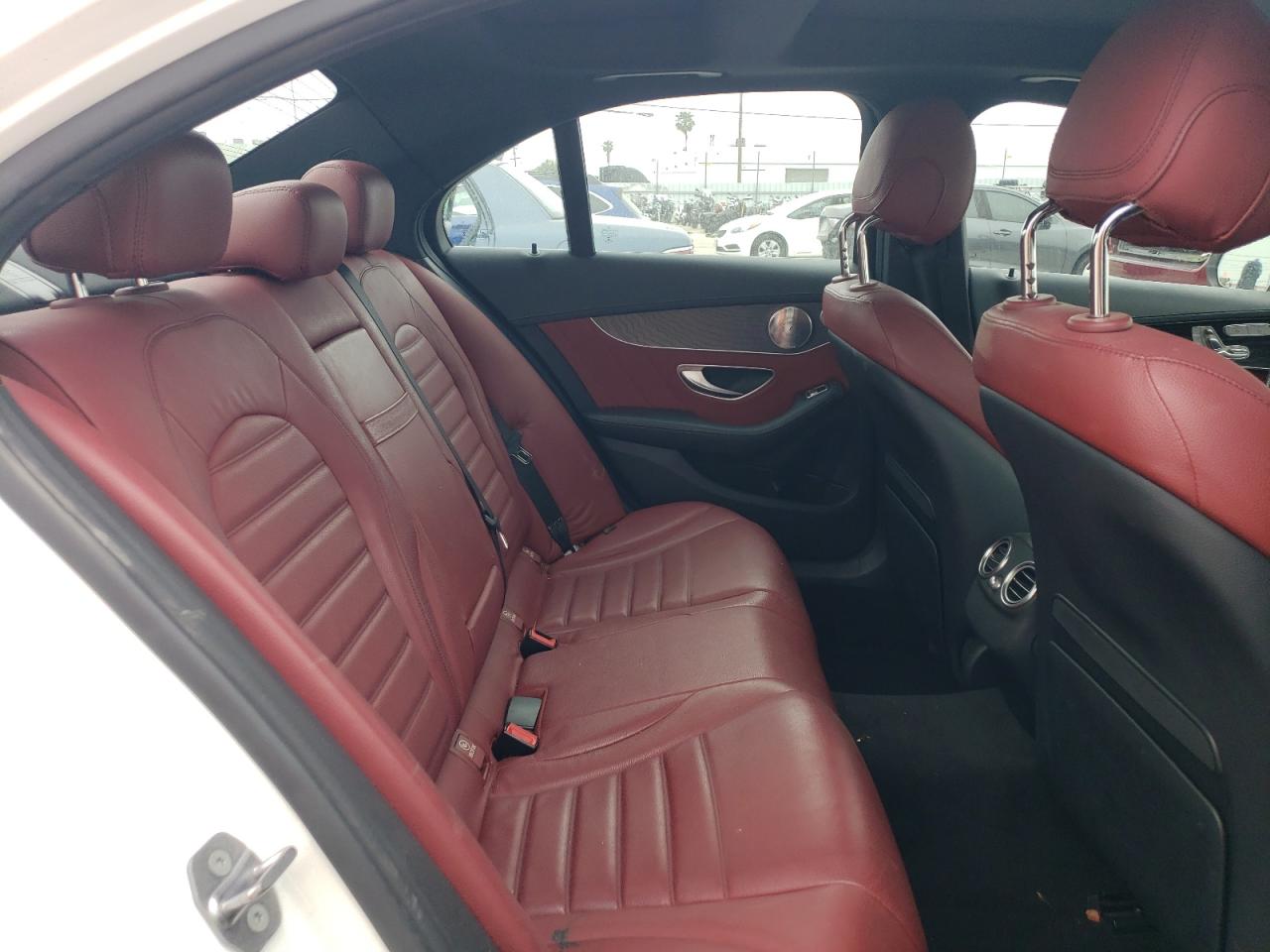 55SWF4JB7HU203706 2017 Mercedes-Benz C 300