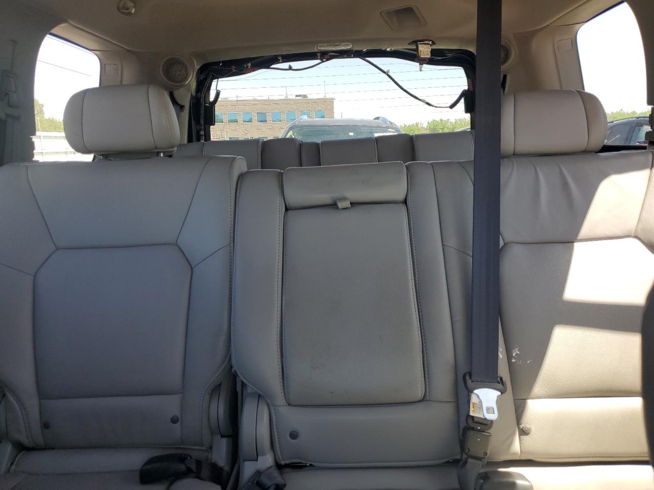 5FNYF4H67AB012750 2010 Honda Pilot Exl