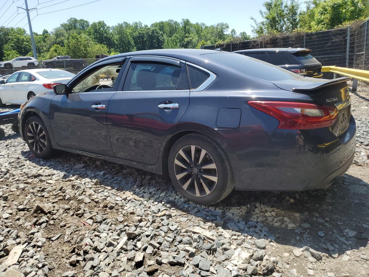 1N4AL3AP4JC238187 2018 Nissan Altima 2.5