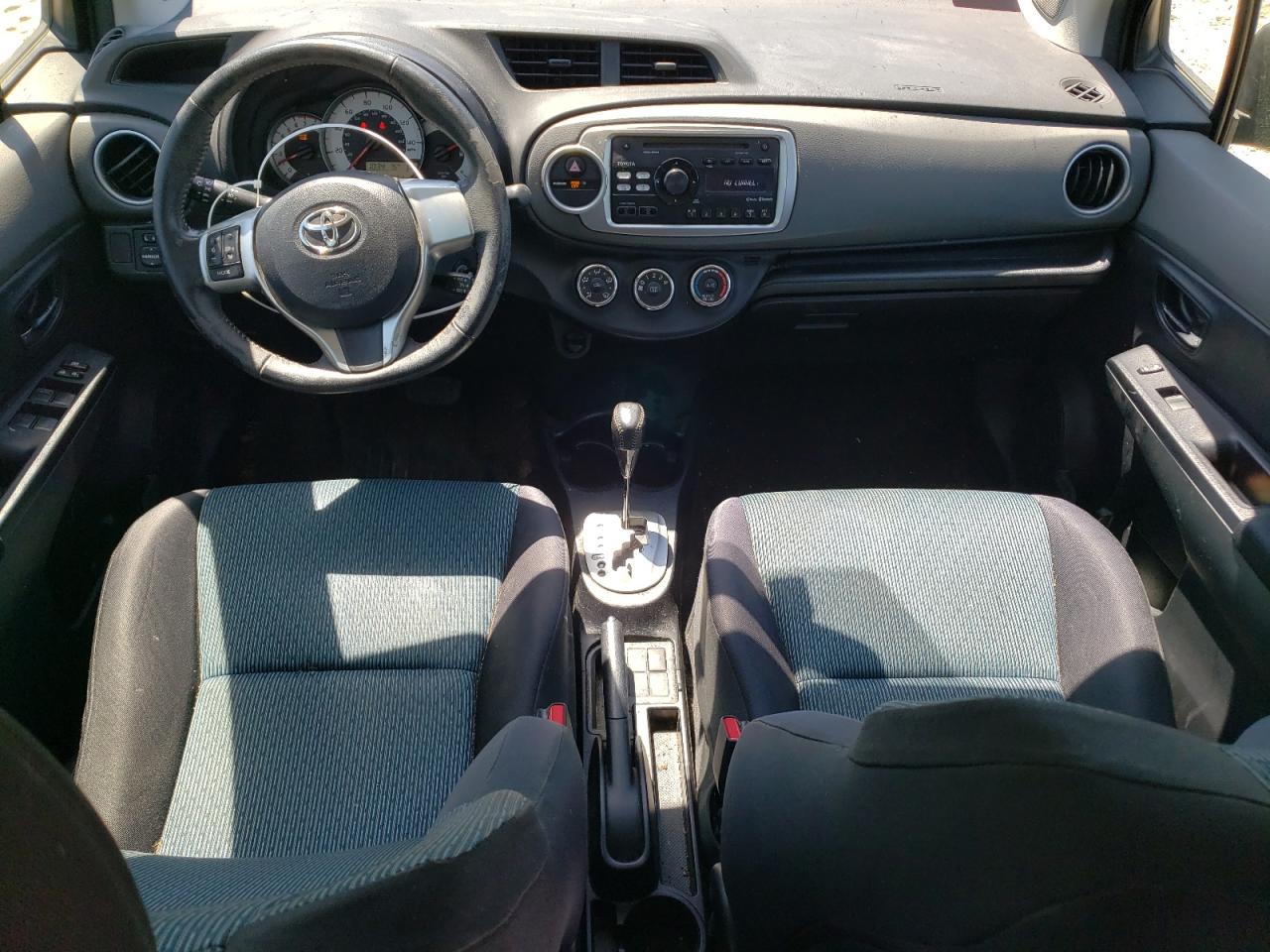 JTDKTUD35ED582687 2014 Toyota Yaris