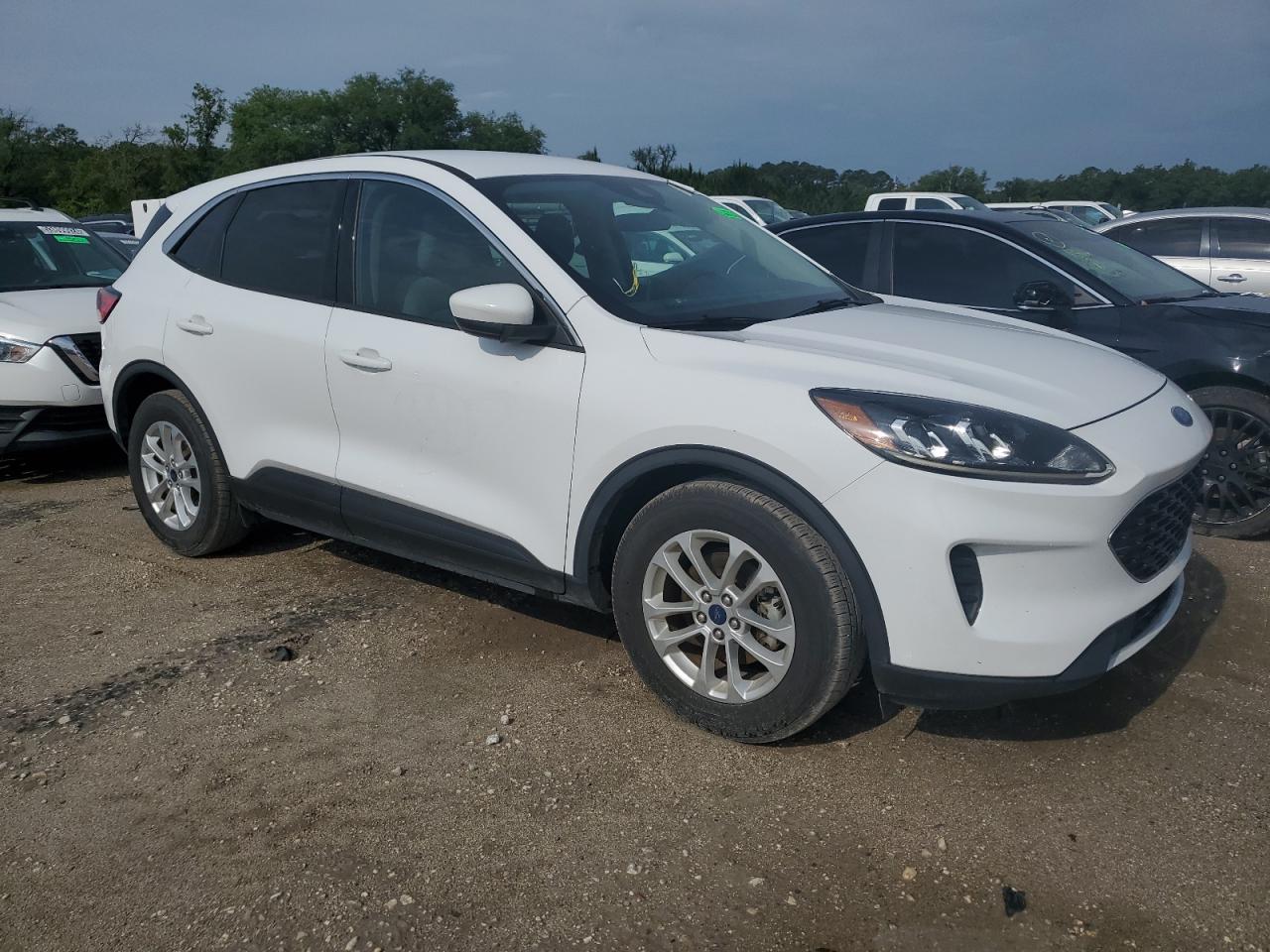 2020 Ford Escape Se vin: 1FMCU0G64LUB83746