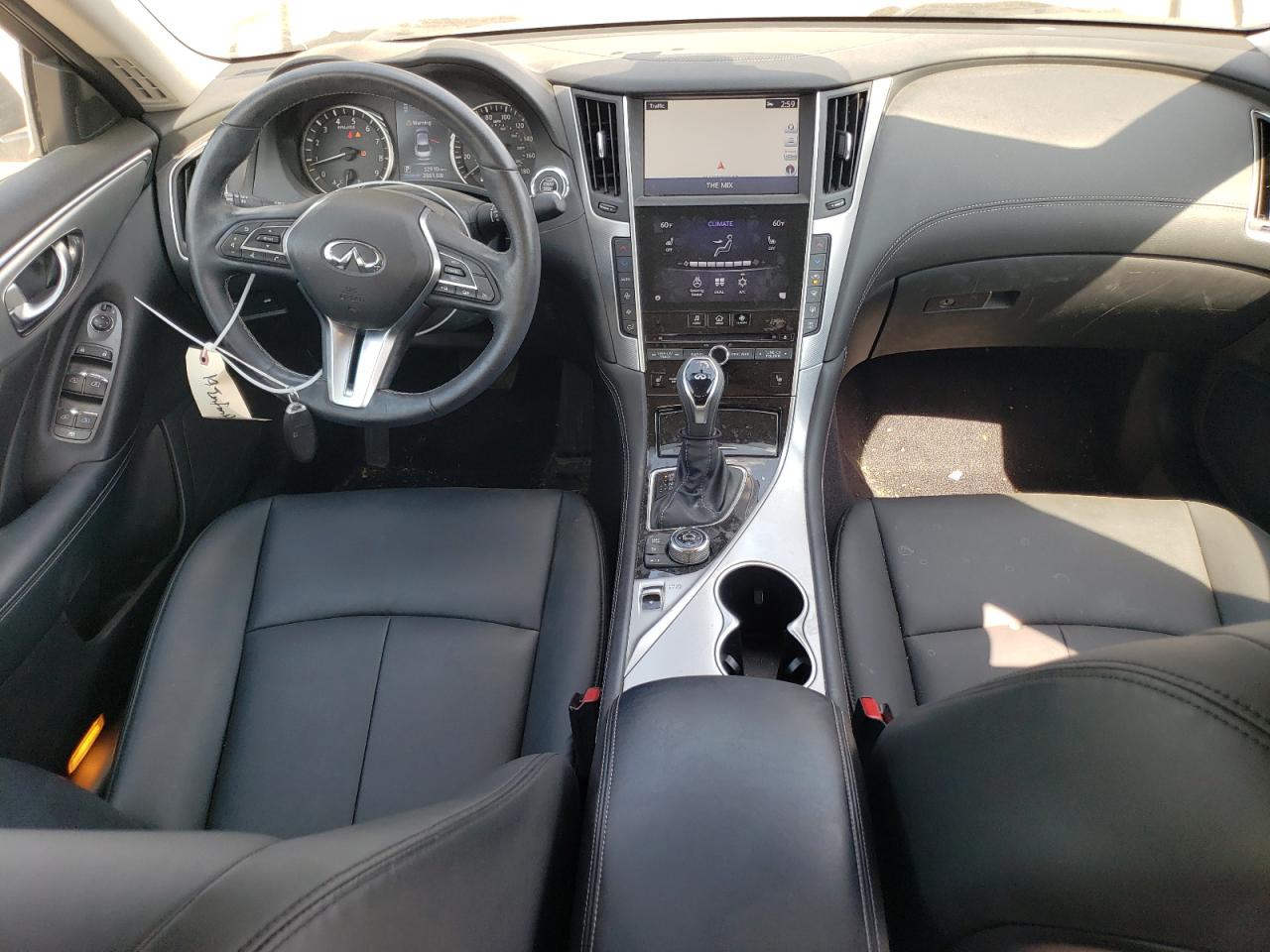 JN1EV7AR2KM590102 2019 Infiniti Q50 Luxe
