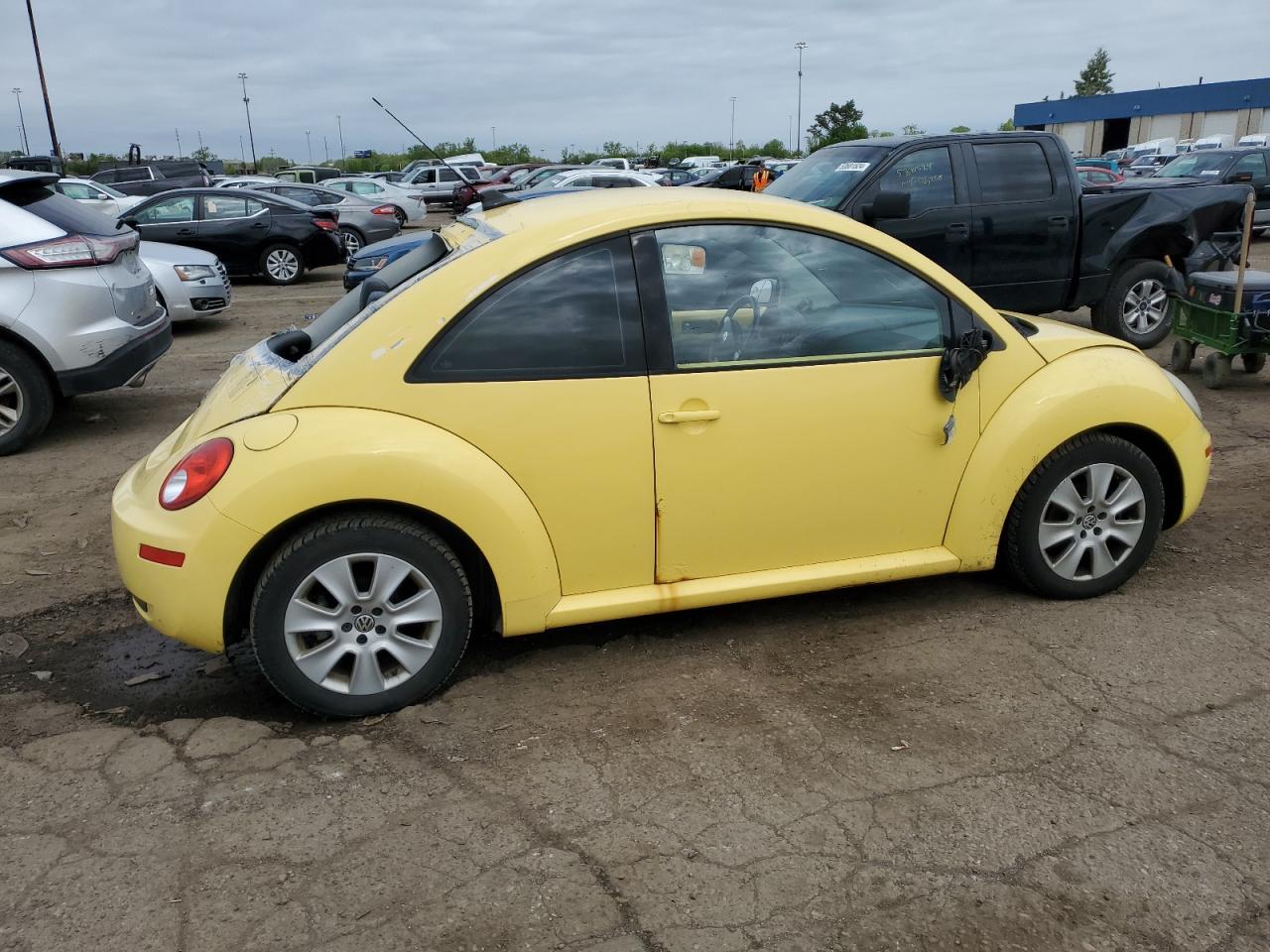 3VWPW31C79M500297 2009 Volkswagen New Beetle S