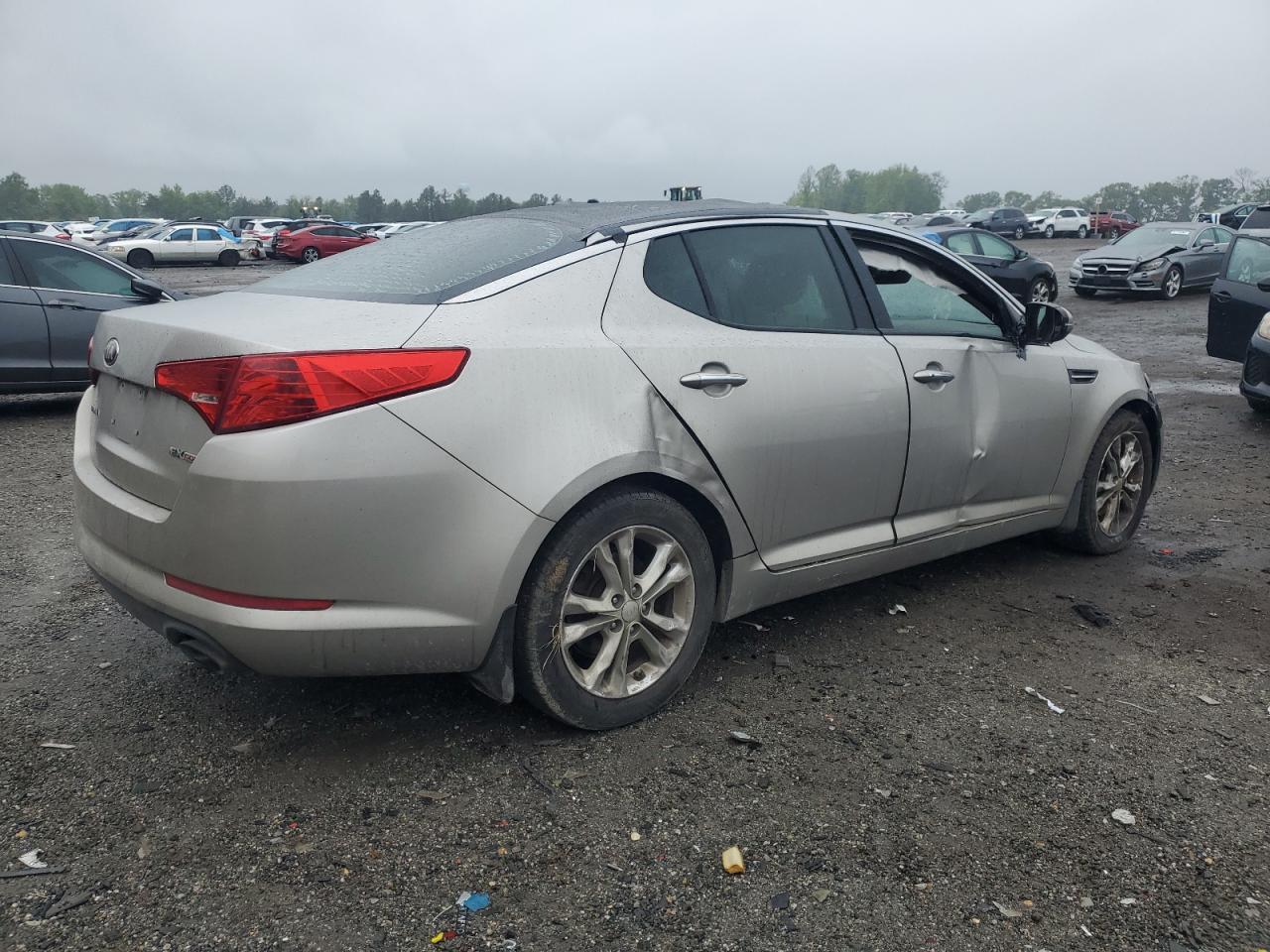 5XXGN4A72DG230890 2013 Kia Optima Ex