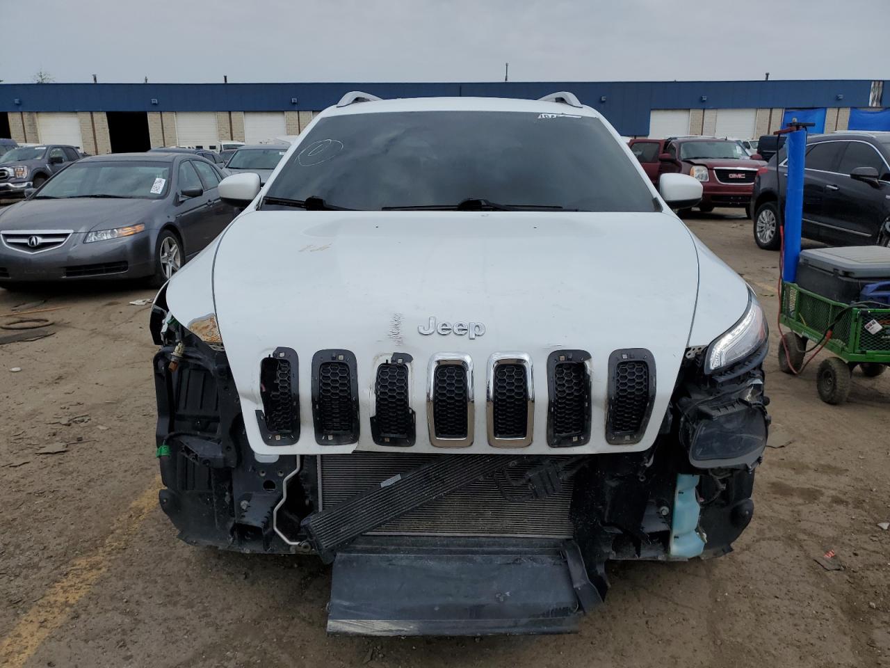 1C4PJLCB7EW225580 2014 Jeep Cherokee Latitude