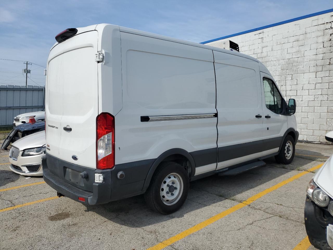 1FTYR2CV7JKA44398 2018 Ford Transit T-250