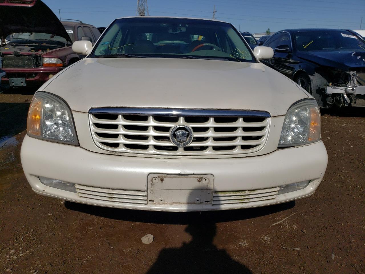 1G6KF5799YU339646 2000 Cadillac Deville Dts