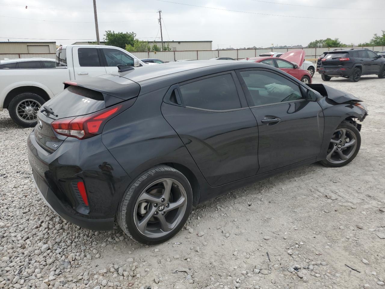 KMHTG6AF1KU018299 2019 Hyundai Veloster Base