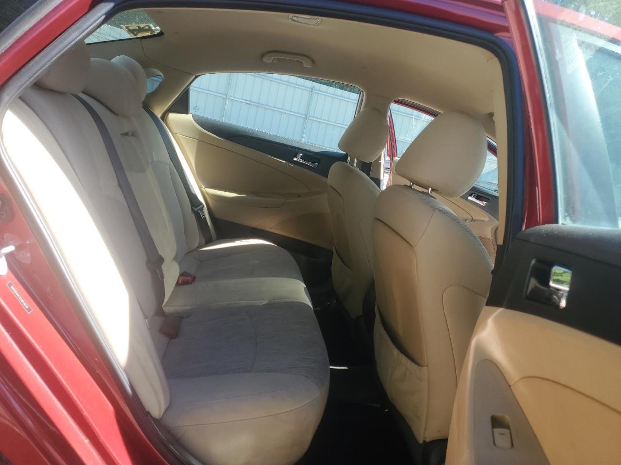 2014 Hyundai Sonata Gls vin: 5NPEB4AC7EH813670