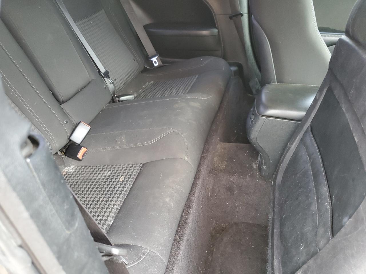 2C3CDZAG2GH336390 2016 Dodge Challenger Sxt