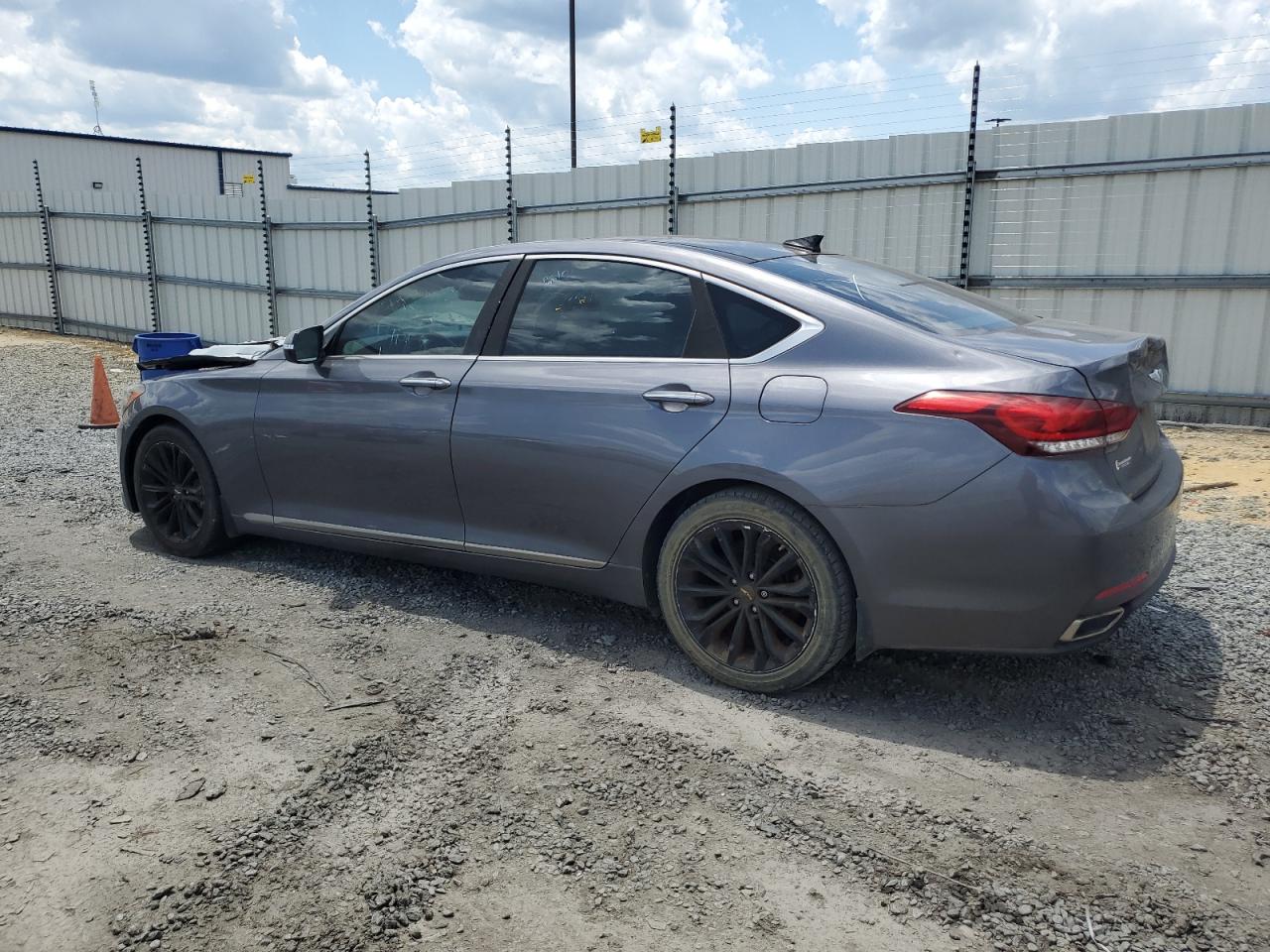 2015 Hyundai Genesis 3.8L vin: KMHGN4JE0FU078258