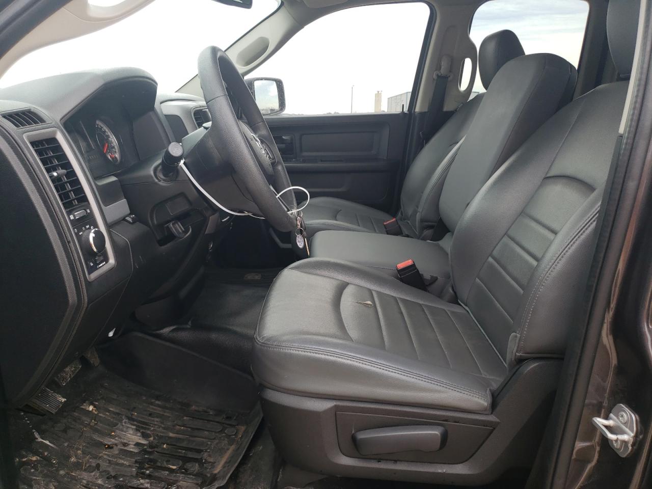 1C6RR6FG0LS138433 2020 Ram 1500 Classic Tradesman