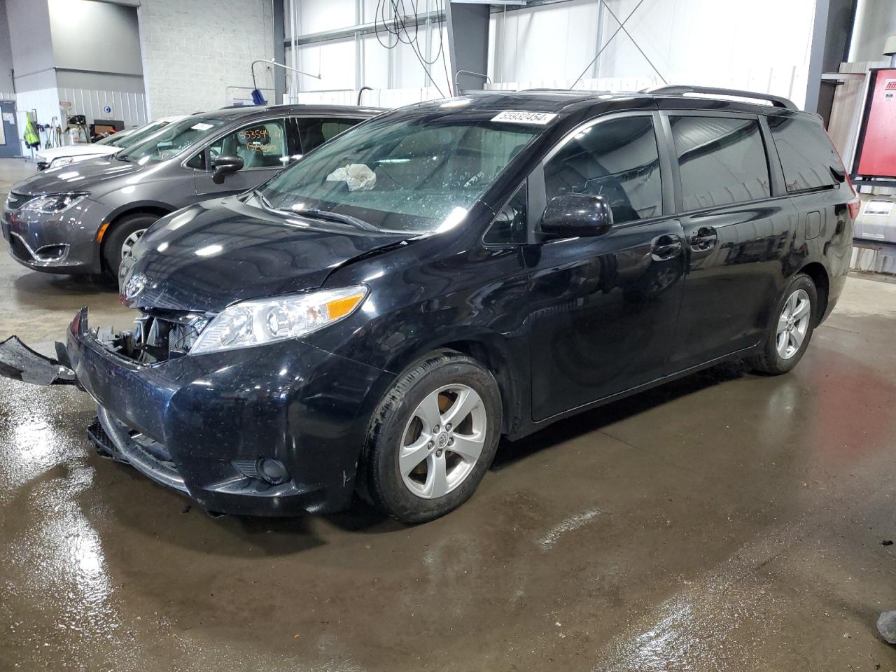 2015 Toyota Sienna Le vin: 5TDKK3DC4FS602866