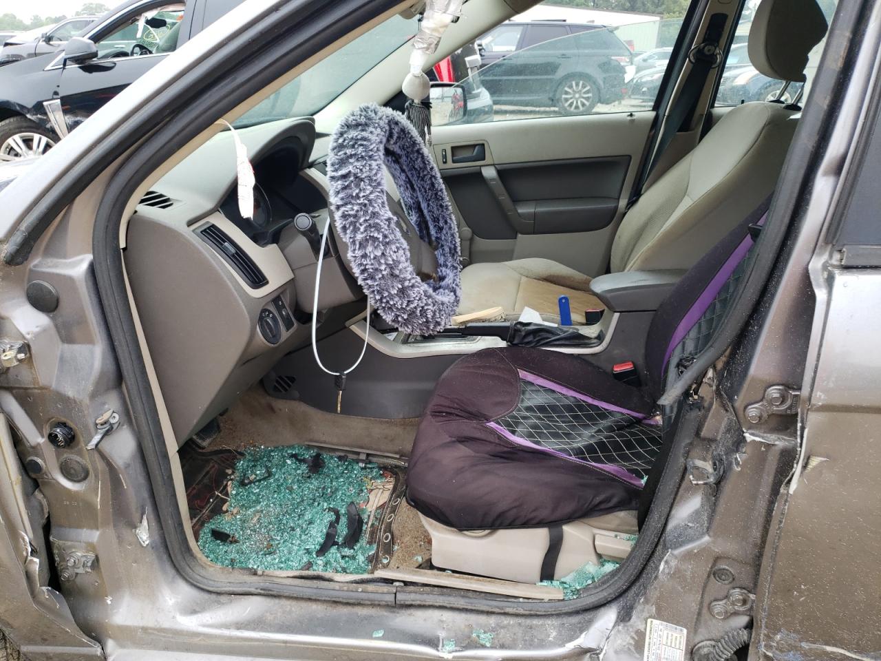 1FAHP3EN4AW153859 2010 Ford Focus S