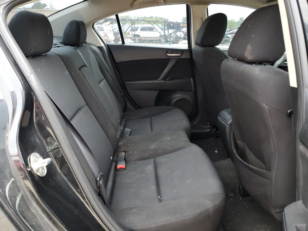 JM1BL1VF2B1404062 2011 Mazda 3 I