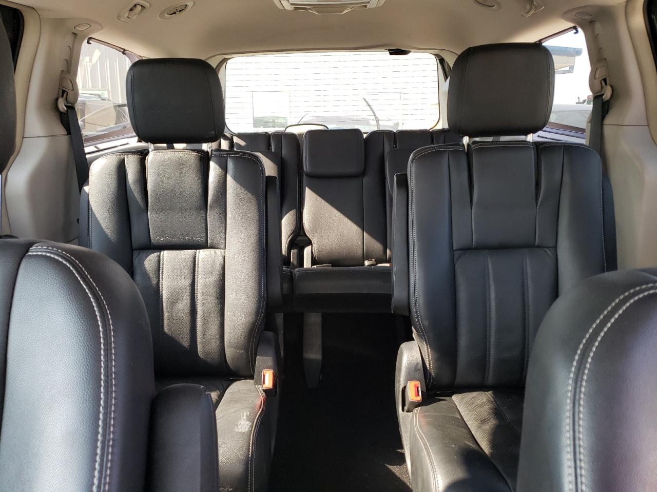 2C4RC1CG9CR118524 2012 Chrysler Town & Country Touring L