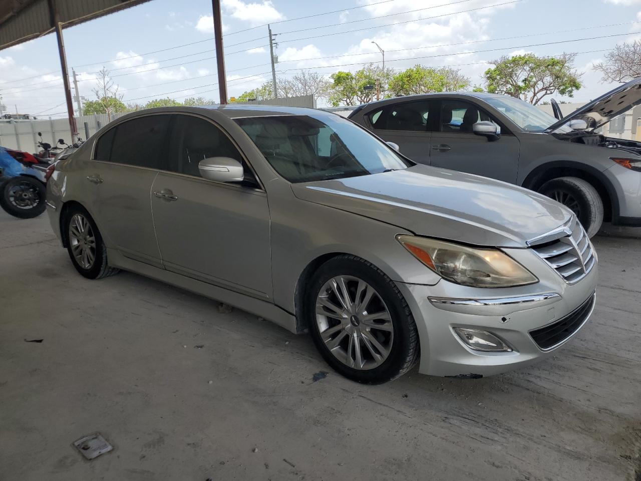 KMHGC4DD2DU257729 2013 Hyundai Genesis 3.8L