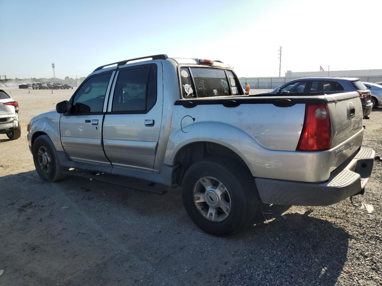 1FMZU67K84UA22537 2004 Ford Explorer Sport Trac