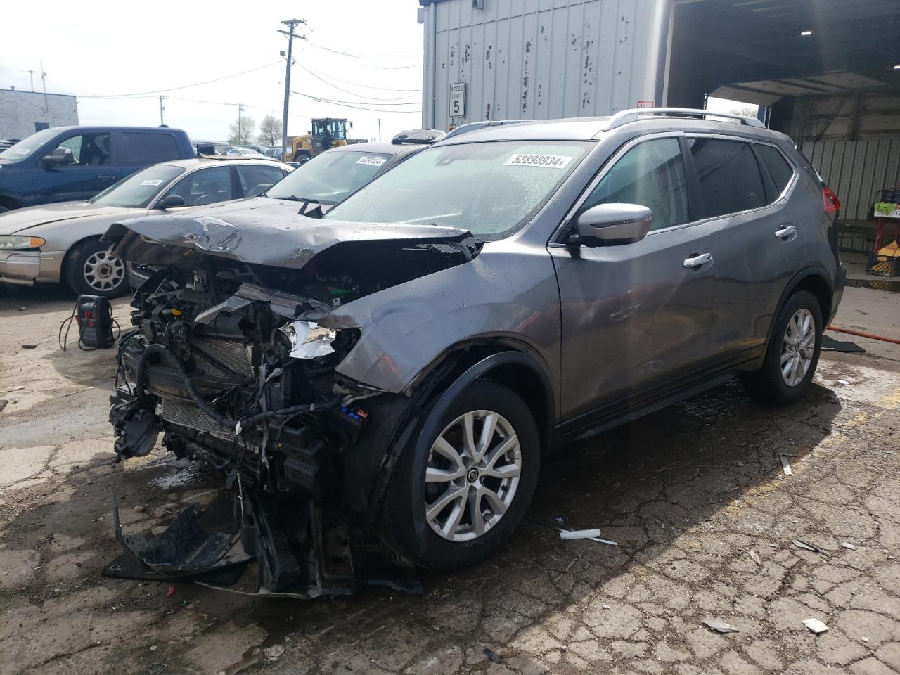 2019 Nissan Rogue S vin: KNMAT2MV4KP519950