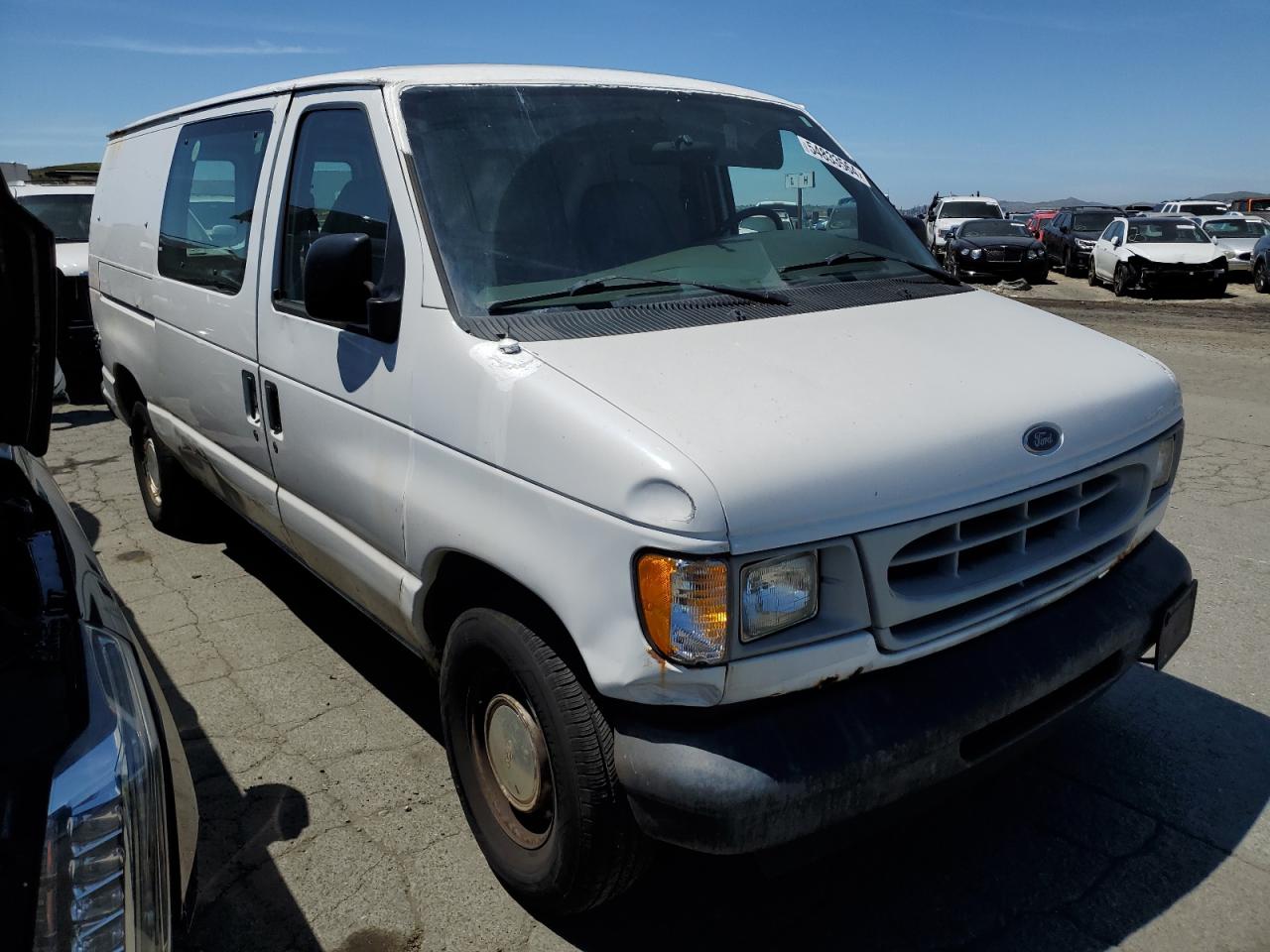 1FTRE14272HB15855 2002 Ford Econoline E150 Van