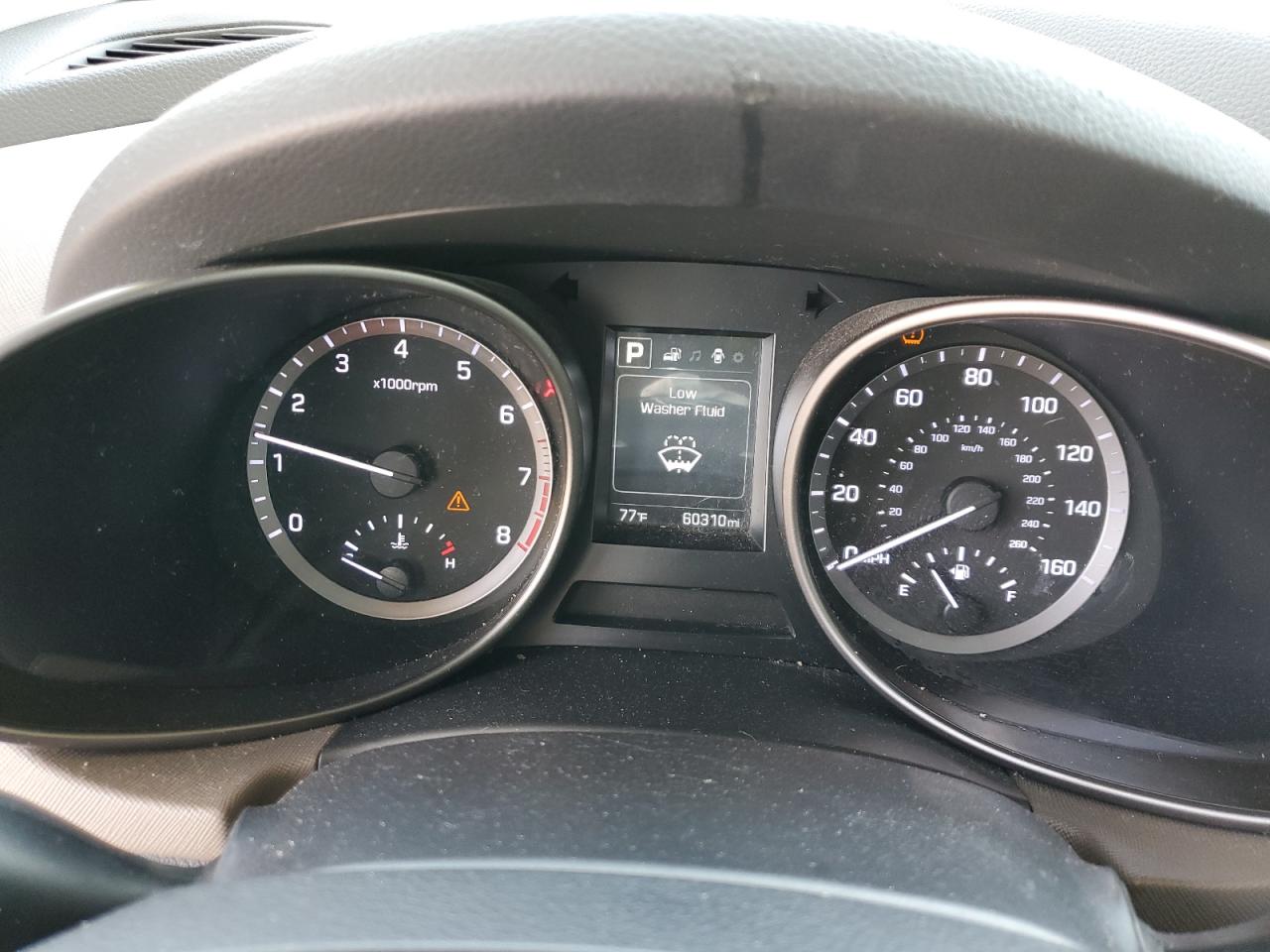 KM8SM4HF8JU289986 2018 Hyundai Santa Fe Se