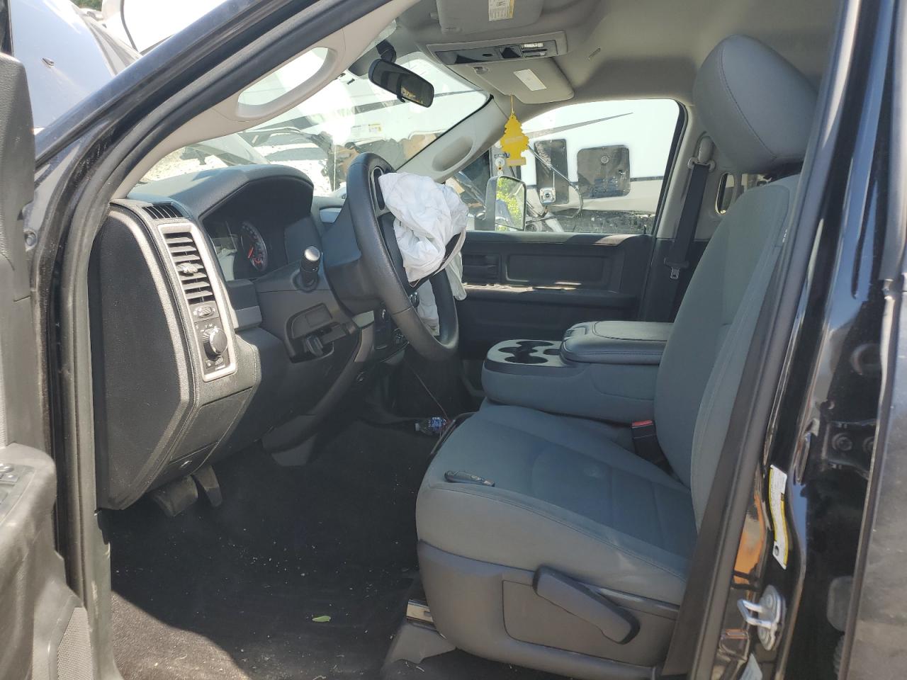 3C63RRGL5JG103605 2018 Ram 3500 St