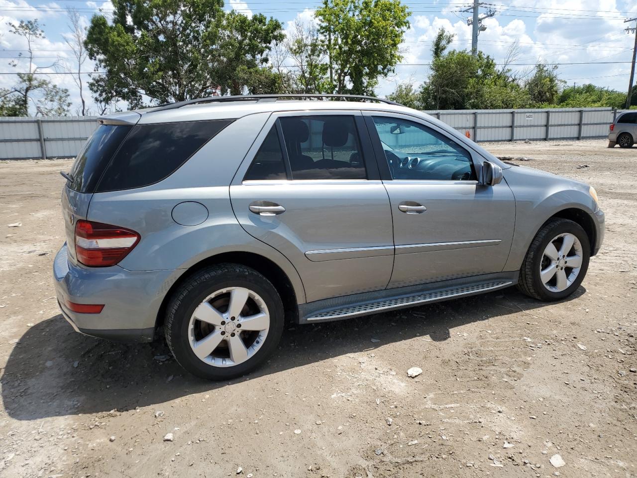 4JGBB8GB6AA566213 2010 Mercedes-Benz Ml 350 4Matic