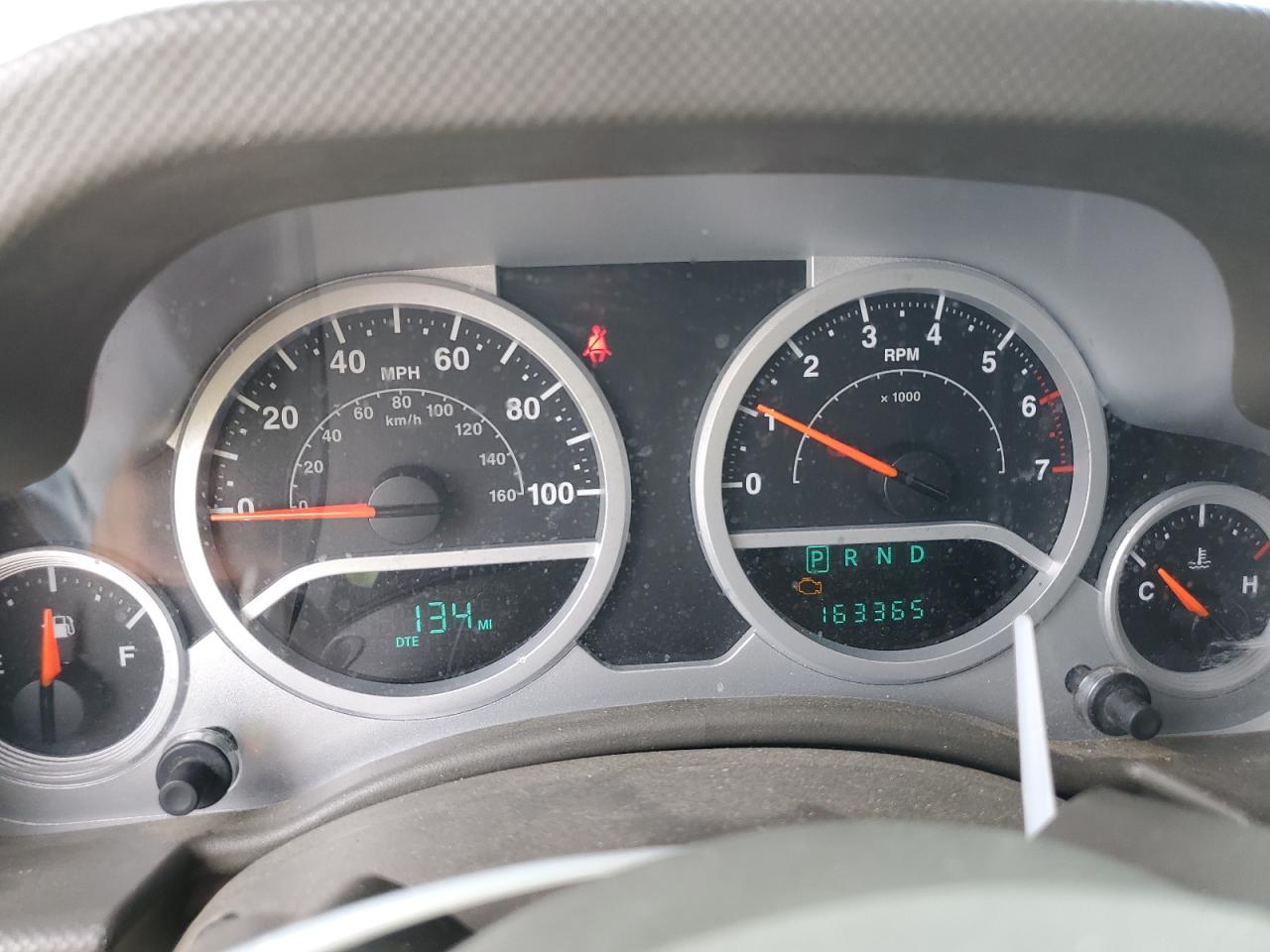 1J4BA5H1XAL156363 2010 Jeep Wrangler Unlimited Sahara