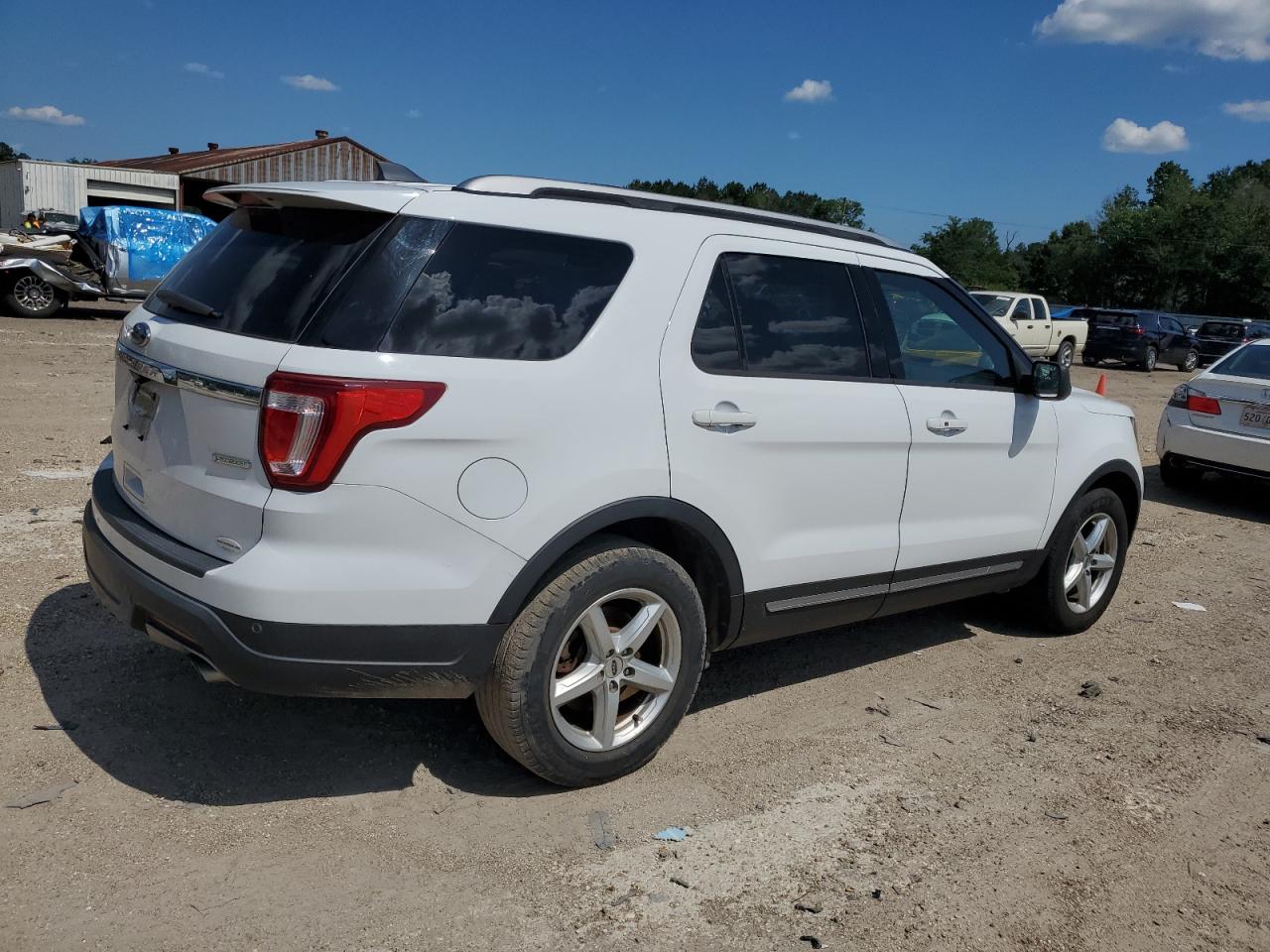 1FM5K7DHXJGA63569 2018 Ford Explorer Xlt