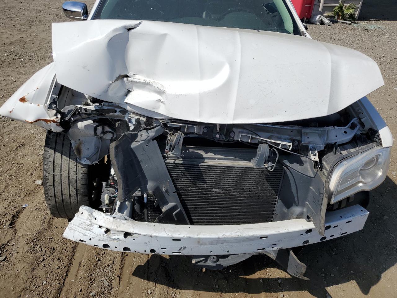 2C3CCAEG5KH562978 2019 Chrysler 300 Limited