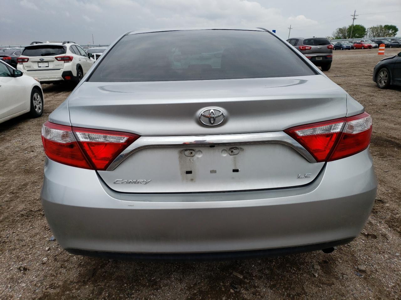 4T4BF1FK6FR460806 2015 Toyota Camry Le