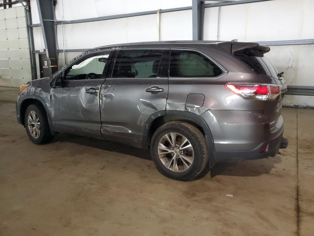 5TDJKRFH6FS212309 2015 Toyota Highlander Xle