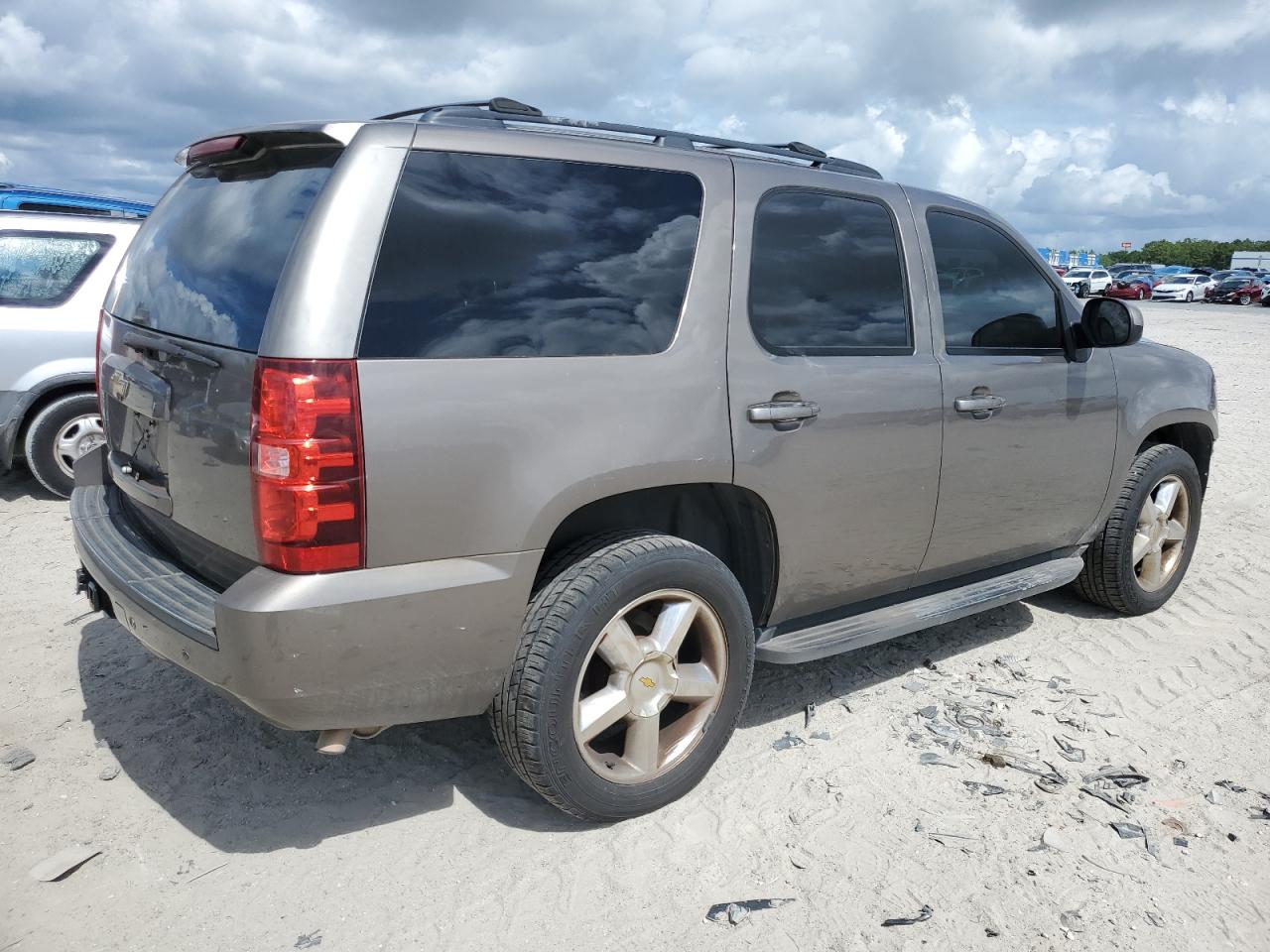 1GNSCBE01BR256898 2011 Chevrolet Tahoe C1500 Lt